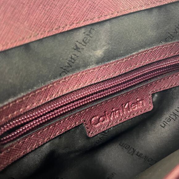 Calvin Klein Two Tone Maroon Black Crossbody Handbag with Strap 8.5 inch - Picture 16 of 16